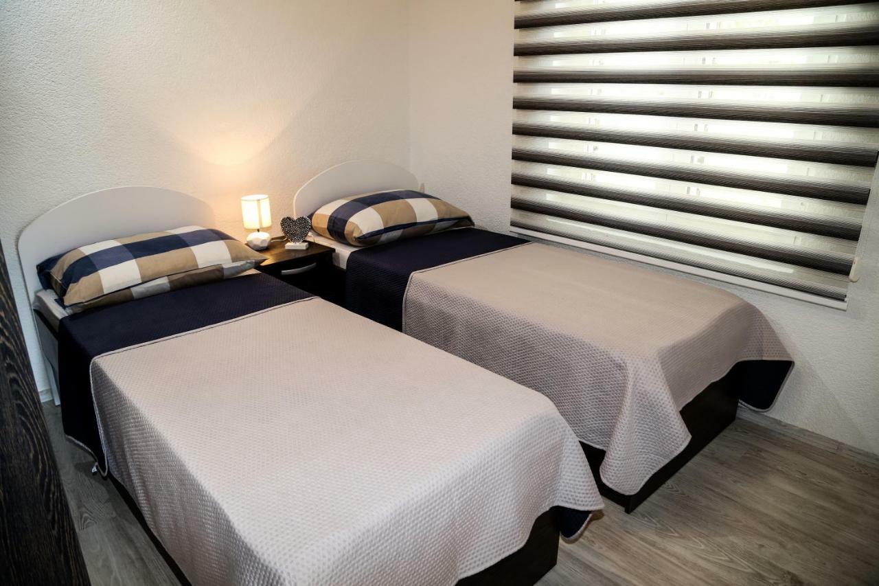 Apartment Marina Pavic Hvar Town Exterior foto